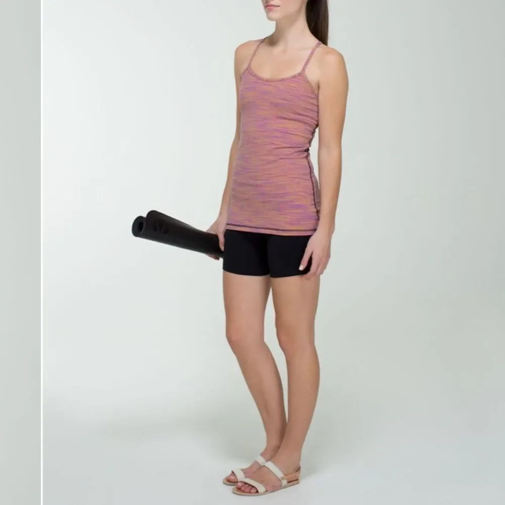 Lululemon - Picture 9 of 14